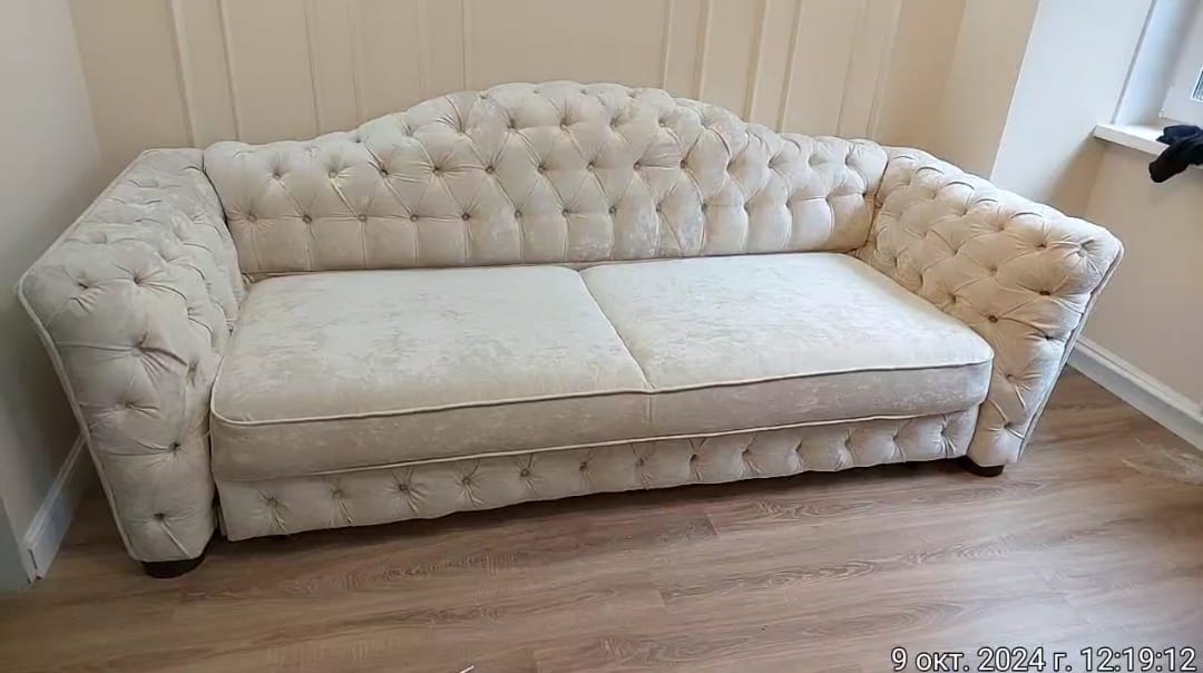 Обивка дивана. Зея